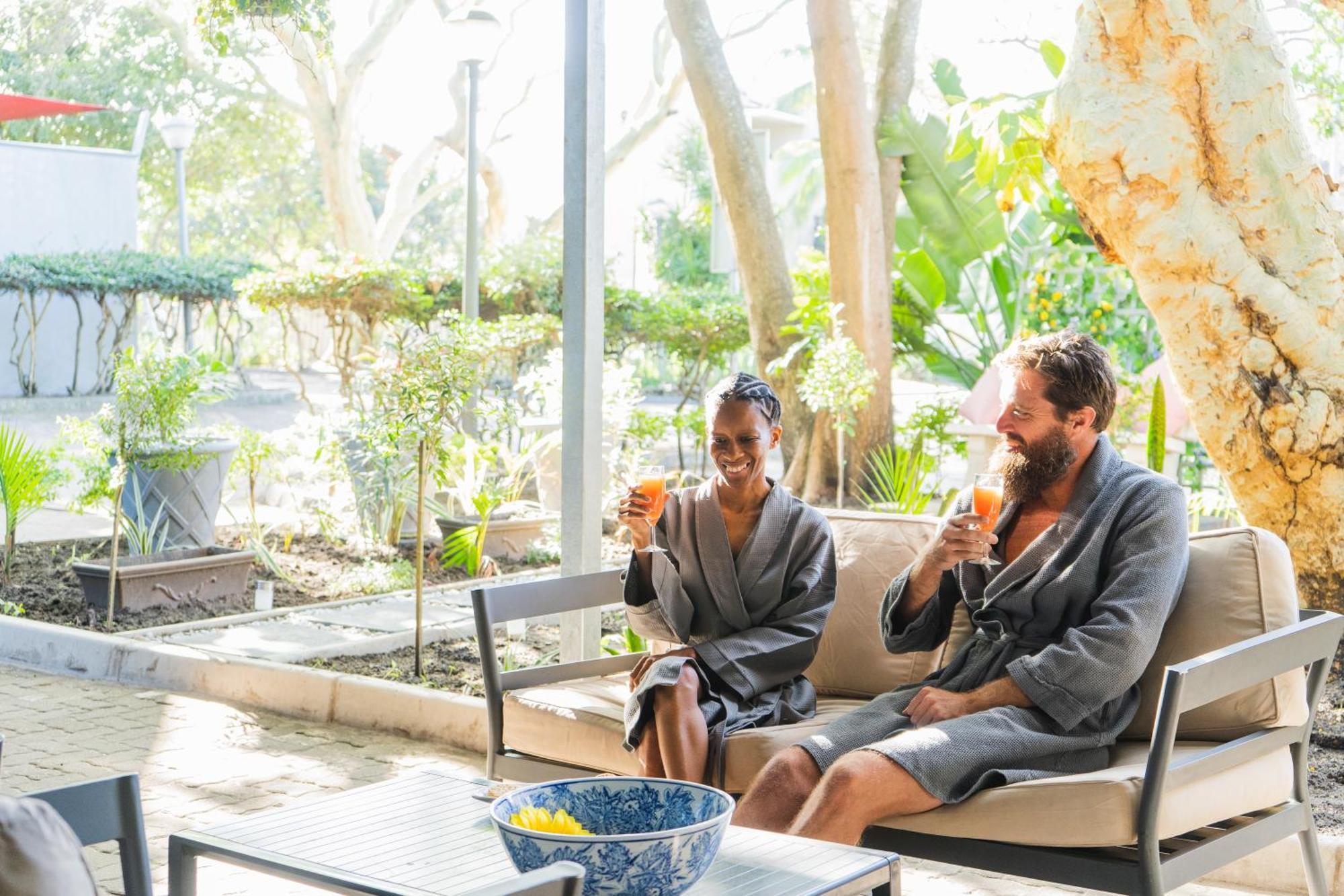 Indaba Lodge Hotel Richards Bay Bagian luar foto